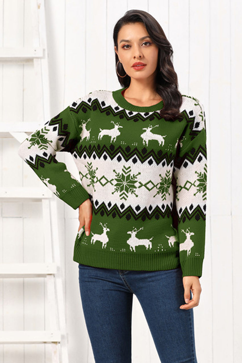 Reindeer Round Neck Sweater in green