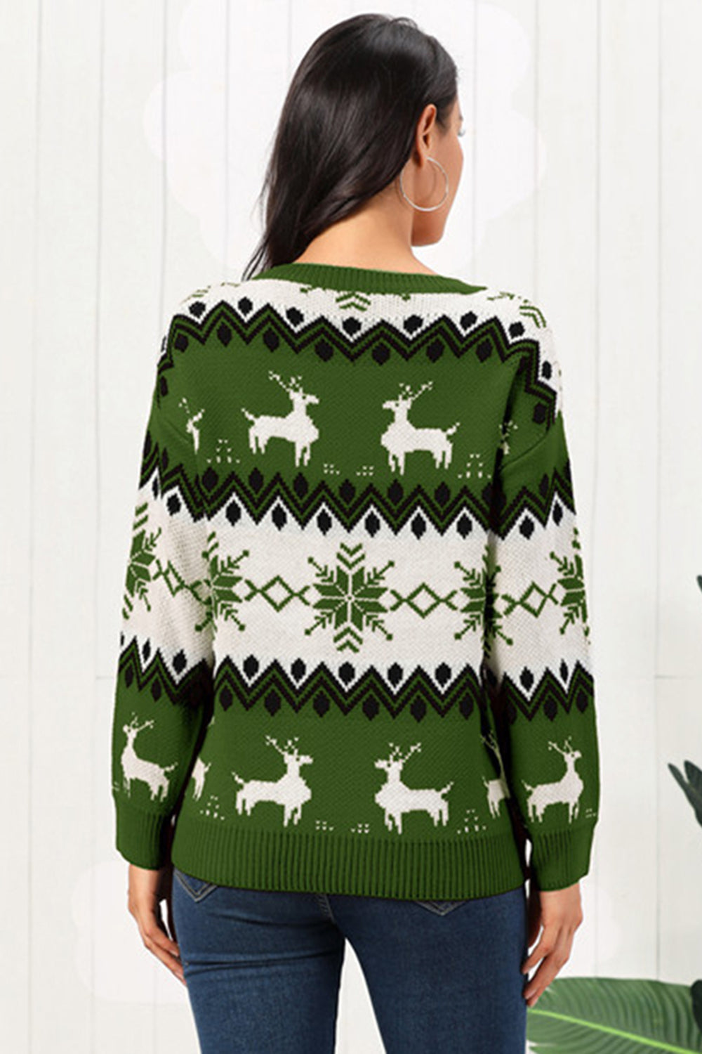 Reindeer Round Neck Sweater in green