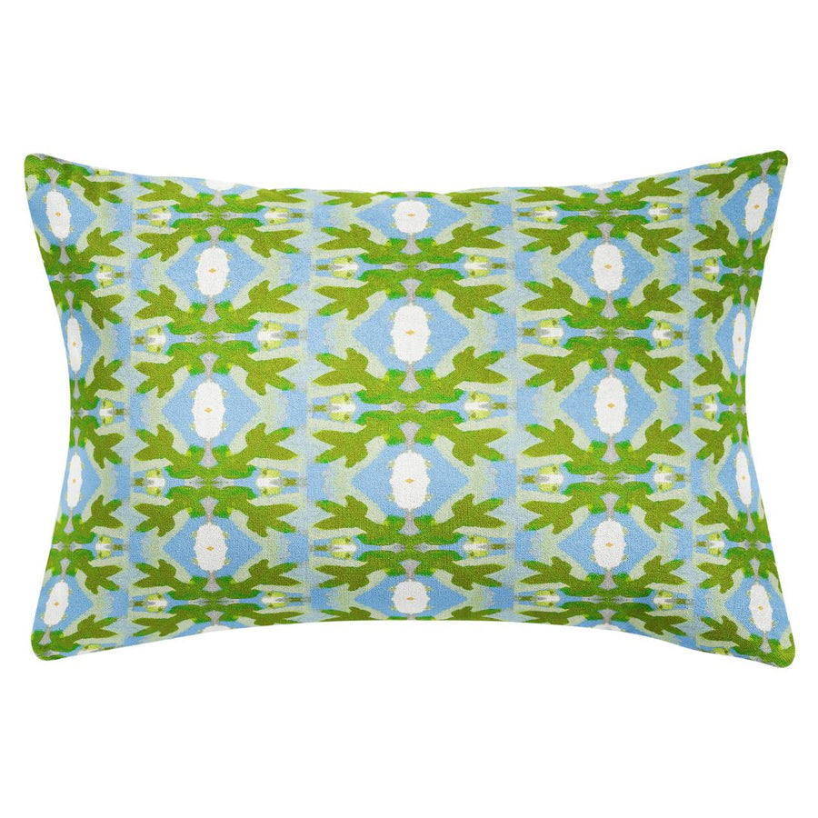 Aprés Ski Throw Pillow