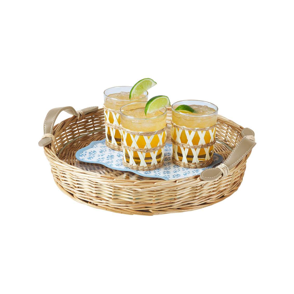 Island Tray Round-Large is perfect for serving cool drinks on warm days.