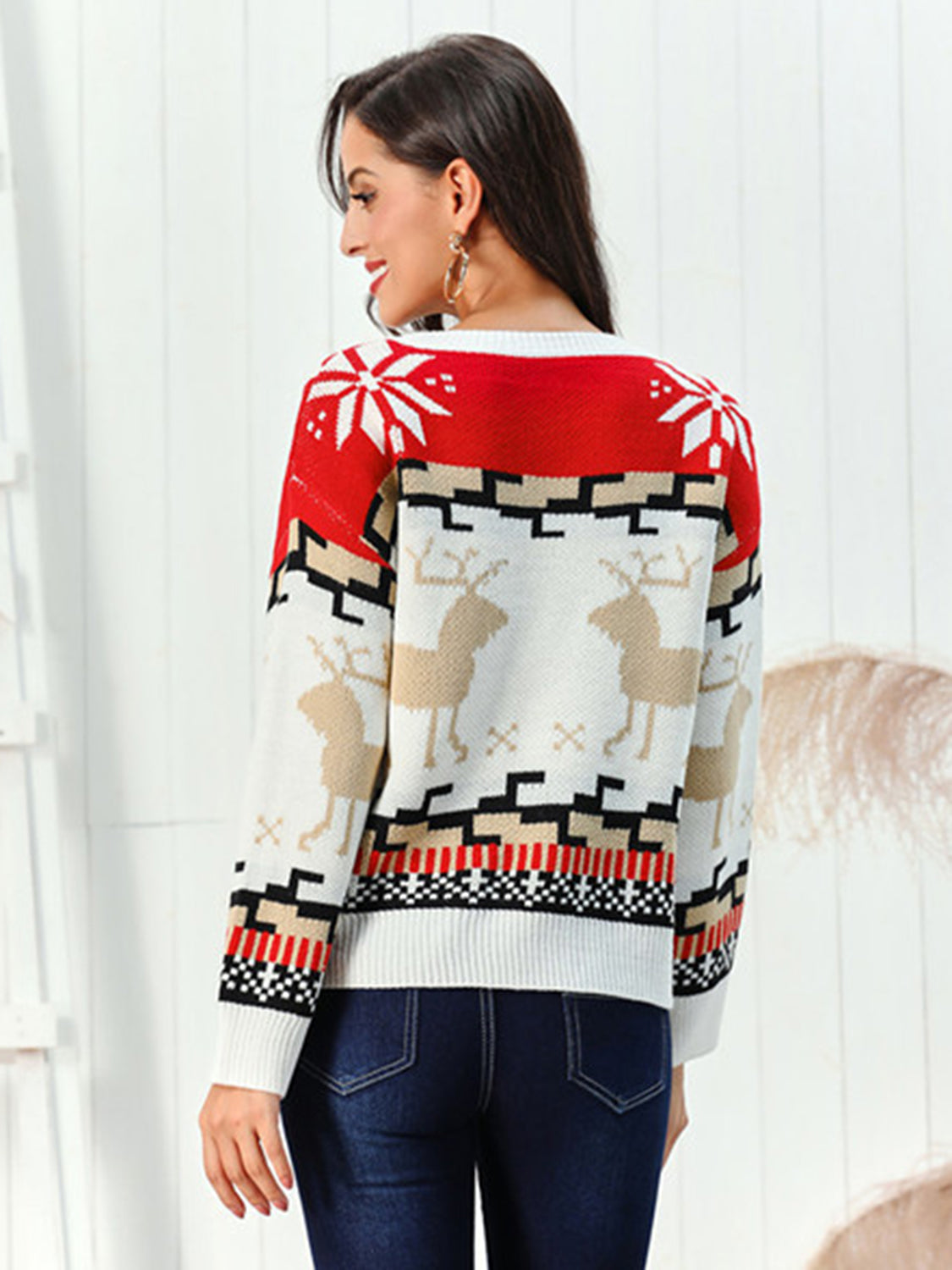 Reindeer Round Neck Sweater in white