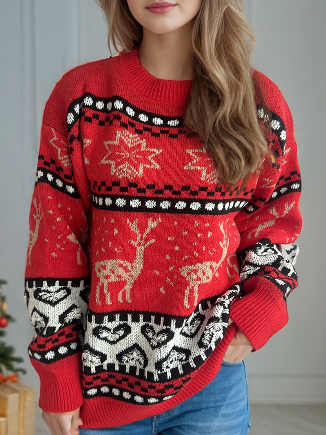 Christmas Element Round Neck Long Sleeve Sweater in deep red