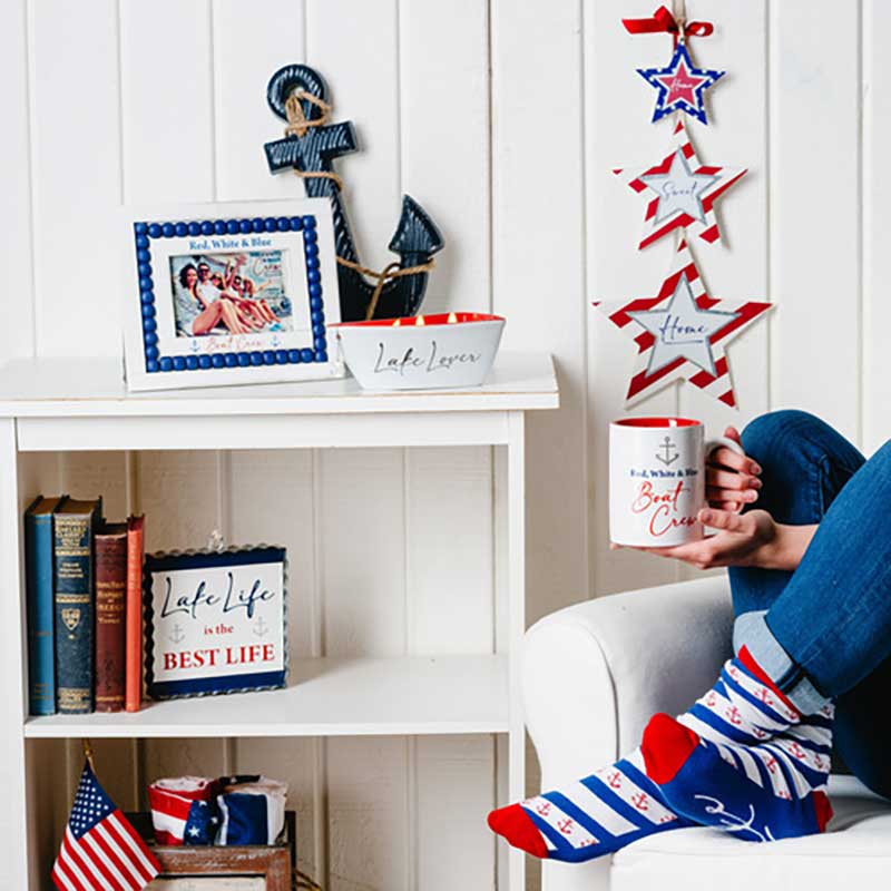 Red, White & Blue Boat Crew mug with patriotic theme items