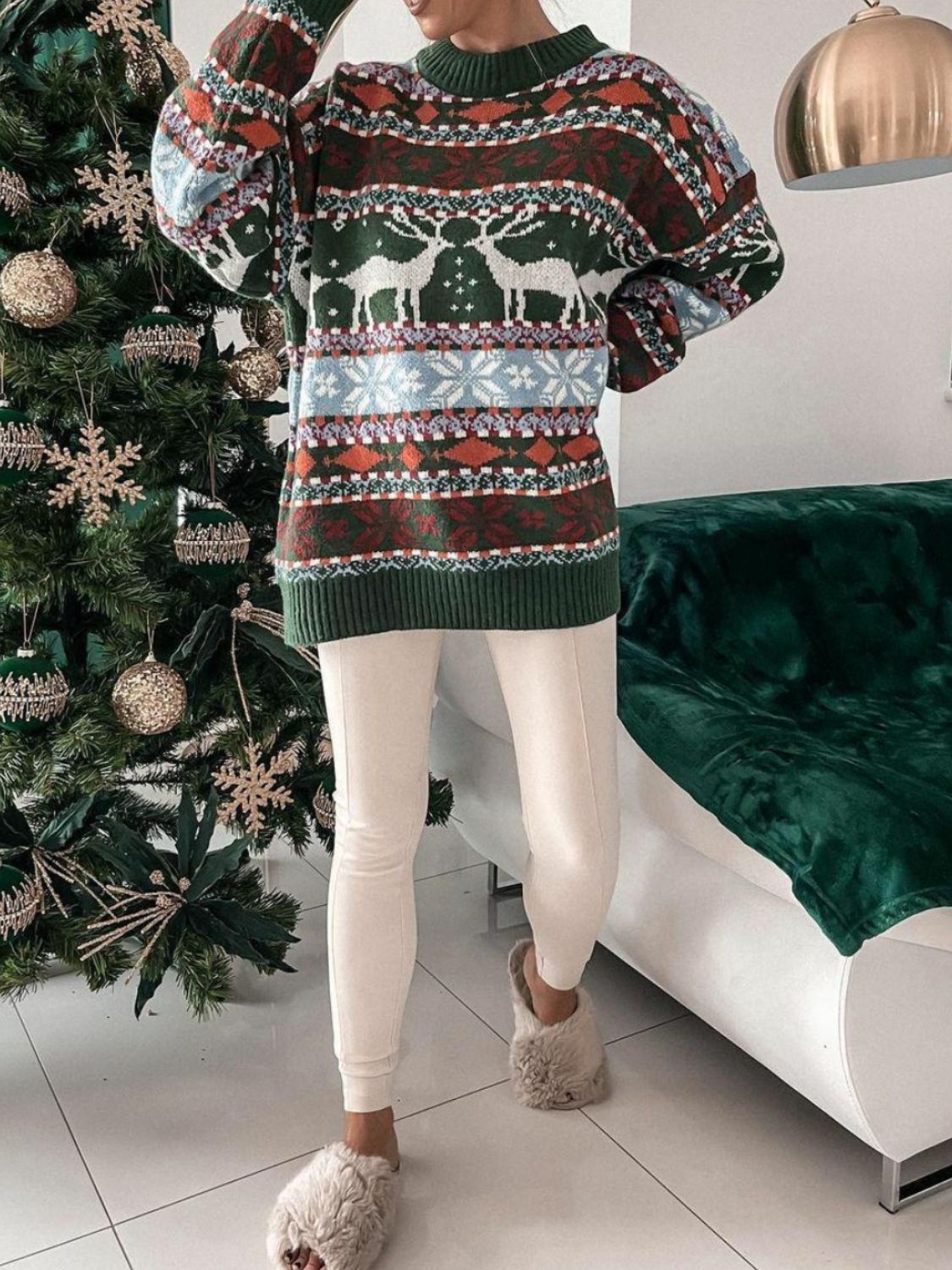 Geometric Round Neck Dropped Shoulder Sweater in green