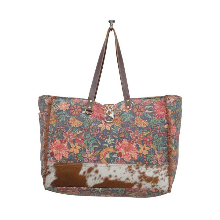 Fyole Weekender Bag is a bestseller!