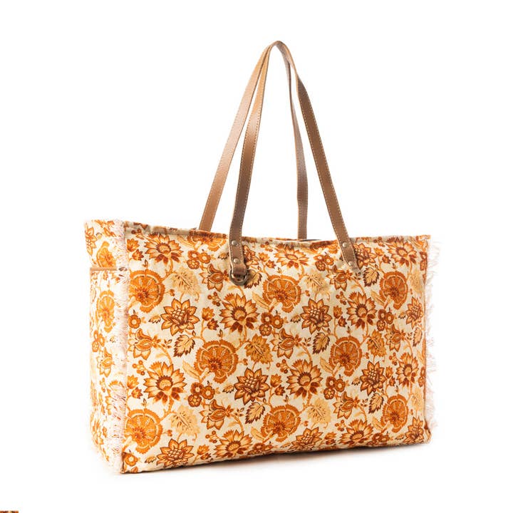 Delft Garden Weekender Bag in yellow and red has an 11" handle
