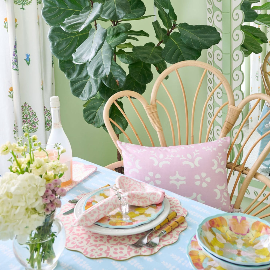 Porto Tiles Blush Scalloped Dinner Napkins