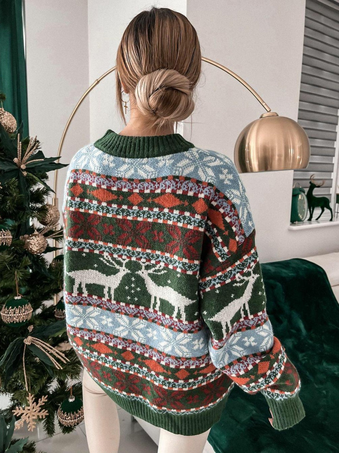 Geometric Round Neck Dropped Shoulder Sweater in green