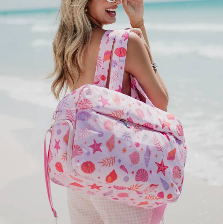 Beach Seashells Weekend Bag in pastel pink