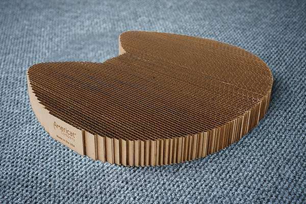 Cat Scratcher made from heavy-duty recycled cardboard