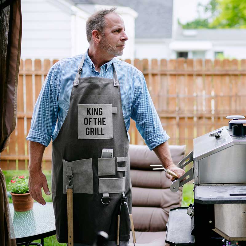 King of the Grill grilling apron 100% cotton canvas lifestyle view