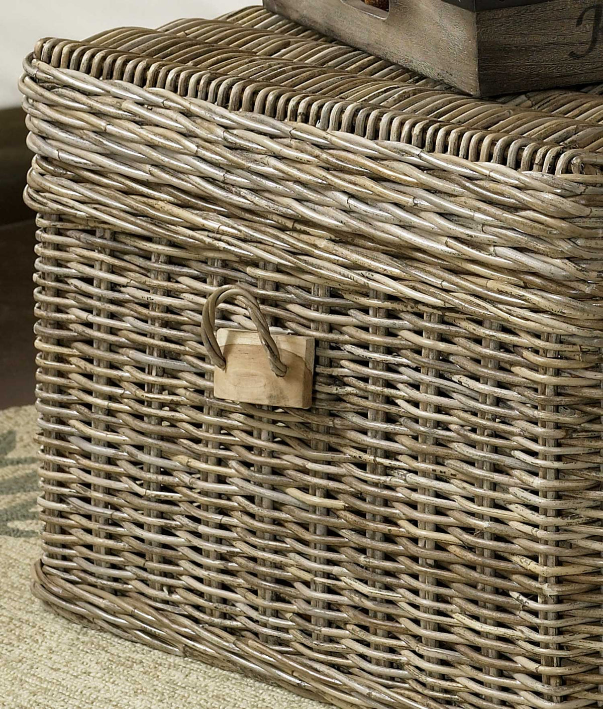 Kubu End Table Trunk from Padma's Plantation Lifestyle side image